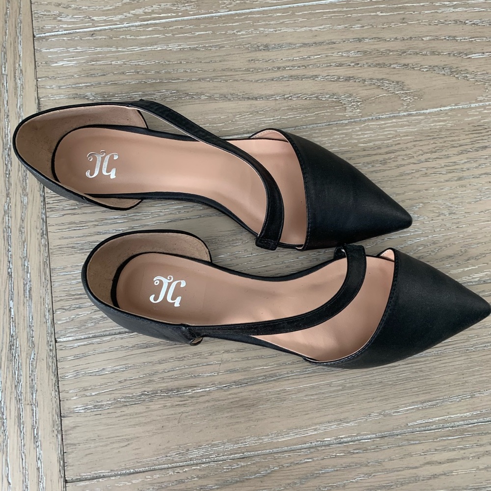 New Women’s Black Flats